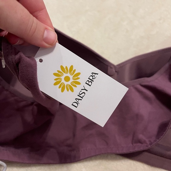 Daisy bra nwt pure purple front clasp bra - Picture 6 of 6